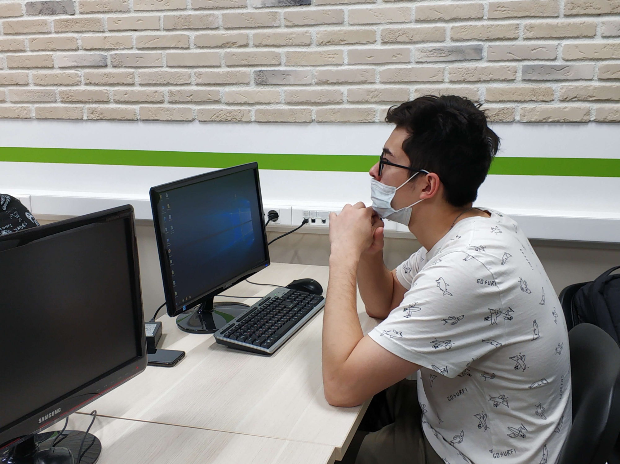 в учебном классе.jpg