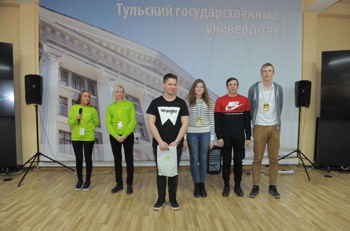 СофтЭксперт и подопечная команда NoName на TulaHack-2019