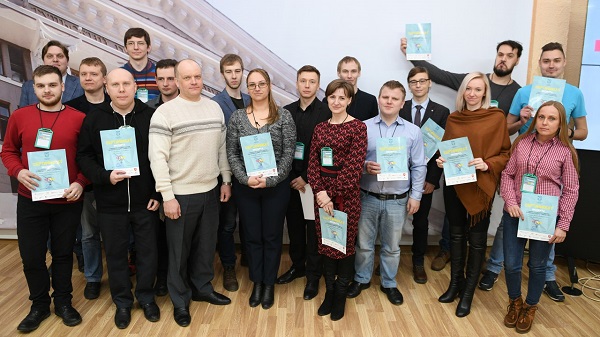 Коллективное фото партнёров хакатона