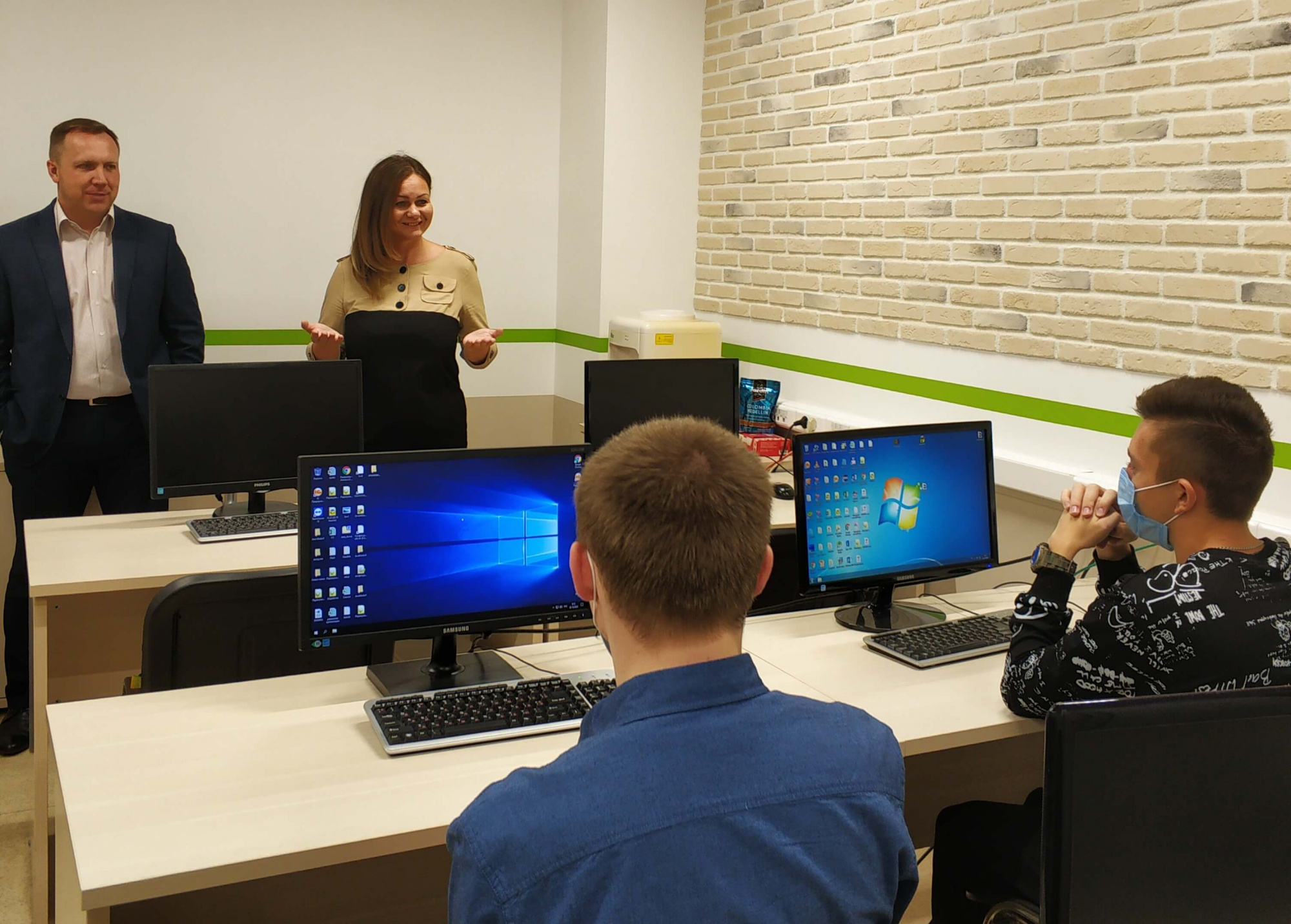 Студенты МФИ на практике.jpg